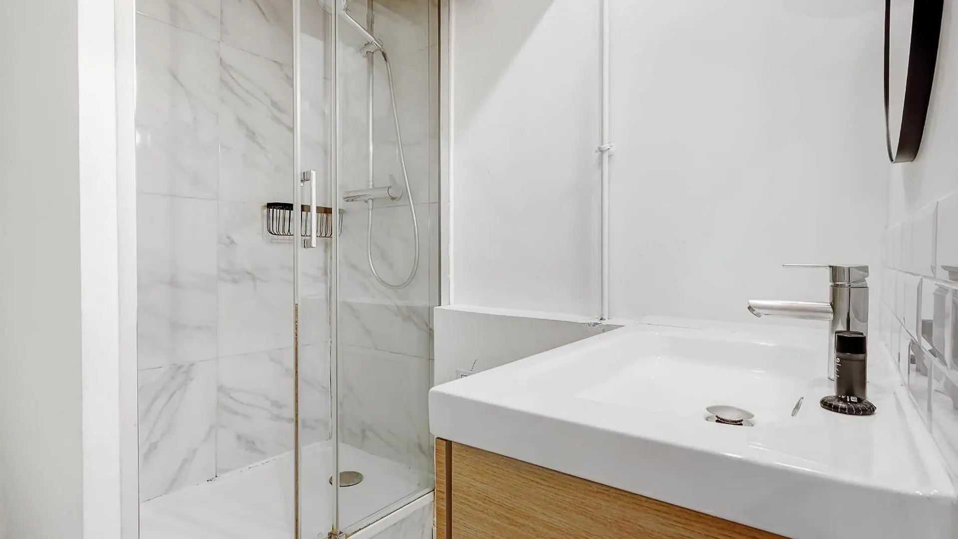 Appartement Raffine Proche Parc De La Villette - 4P Paris 0*,